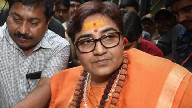 8 former top cops hit out at Pragya Thakur(PTI)