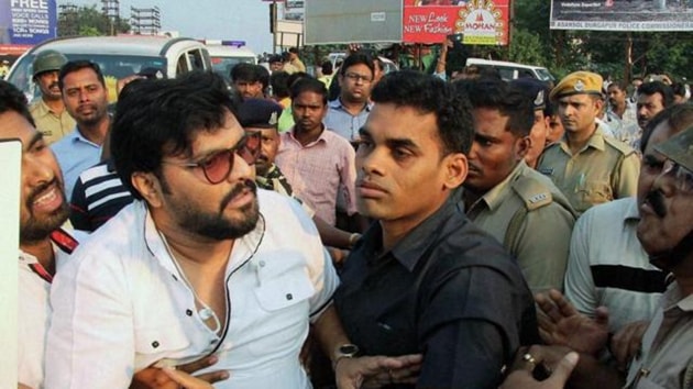 “Someone has also shot a video of the incident. It will be produced before senior officials,” he said. District magistrate Shashank Sethi said he has asked the police to submit a report.(HT PHOTO) “Someone has also shot a video of the incident. It will be produced before senior officials,” he said. District magistrate Shashank Sethi said he has asked the police to submit a report.(HT PHOTO)