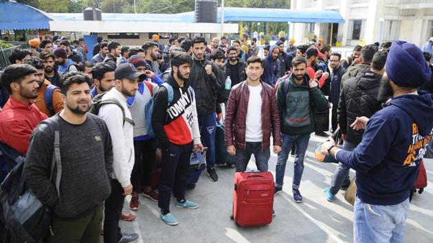 Kashmiri students of Baba Farid Institute of Technology (BFIT), a Dehradun-based private engineering college have alleged that college authorities have been coaxing them to present the college in ‘good light’ in front of members of Kashmir’s civil society. The matter pertains to the alleged attacks that took place on the students by members of right-wing groups after the Pulwama attacks. (Anil Dayal / HT Archive) Kashmiri students of Baba Farid Institute of Technology (BFIT), a Dehradun-based private engineering college have alleged that college authorities have been coaxing them to present the college in ‘good light’ in front of members of Kashmir’s civil society. The matter pertains to the alleged attacks that took place on the students by members of right-wing groups after the Pulwama attacks. (Anil Dayal / HT Archive)