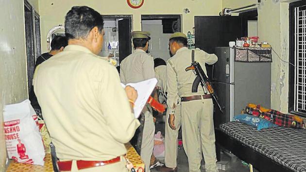 Police inside the Indirapuram house of software engineer Sumit Kumar on Sunday, April 21, 2019.(Sakib Ali / Hindustan Times)