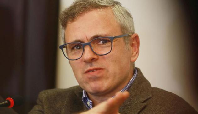 To the voters of Anantnag, please don’t reward the death, destruction & deceit of the last 4 years by staying home & boycotting the election, tweeted Omar Abdullah(Waseem Andrabi/ HT Photo)