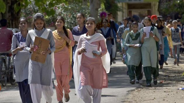 UP Board Result 2019 Date: The date for declaration of UP Board intermediate or Class 12th results is expected to be announced on Thursday, April 25.(HT file)