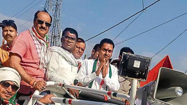 Kamal Nath’s son, Nakul Nath, 44, is the Congress candidate from Chhindwara trying to maintain the winning streak. Chhindwara is among the six seats in Madhya Pradesh going to the polls on April 29.(HT Photo) Kamal Nath’s son, Nakul Nath, 44, is the Congress candidate from Chhindwara trying to maintain the winning streak. Chhindwara is among the six seats in Madhya Pradesh going to the polls on April 29.(HT Photo)