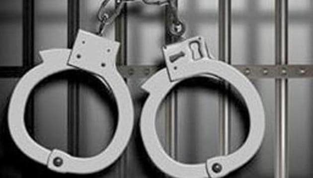 The Kurla government railway police (GRP) on Tuesday arrested a 17-year-old for allegedly stealing gold worth ₹6.61 lakh from a commuter at Lokmanya Tilak Terminus (LTT) in Kurla. The Kurla government railway police (GRP) on Tuesday arrested a 17-year-old for allegedly stealing gold worth ₹6.61 lakh from a commuter at Lokmanya Tilak Terminus (LTT) in Kurla.