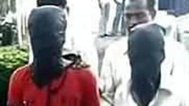 In the second case of its kind in a fortnight, two armed men allegedly robbed Rs 35,000 cash from a wine shop in Mohammadpur Jharsa village near Sector 37 late Tuesday.