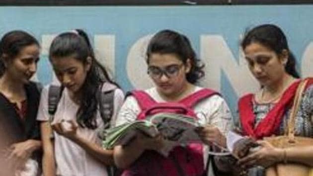 UP Board 12th Result 2019 Date: The UP Board intermediate or Class 12th results will be declared on Saturday, April 27.(Satish Bate/HT file)