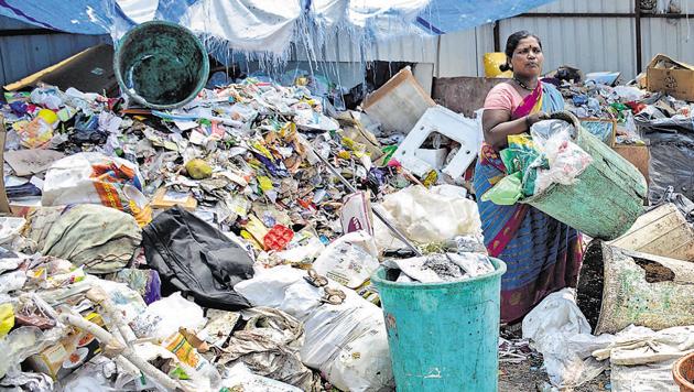 Swach directors state that sanitation workers, especially women, do not have basic necessities like toilets and drinking water. (Milind Saurkar/HT Photo) Swach directors state that sanitation workers, especially women, do not have basic necessities like toilets and drinking water. (Milind Saurkar/HT Photo)