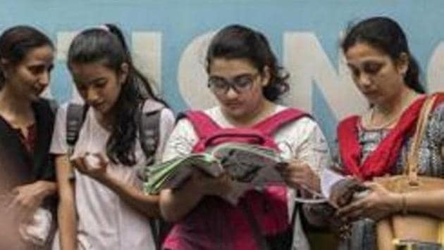UP Board Results 2019: Know who will declare the Class 12th results and when (Satish Bate/HT Photo) UP Board Results 2019: Know who will declare the Class 12th results and when (Satish Bate/HT Photo)