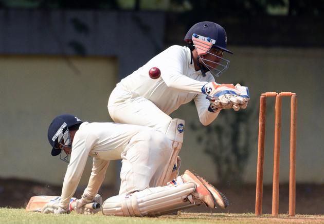 Five dropped catches cost Varroc A-team under-12 cricket final(Pratham Gokhale/HT Photo)