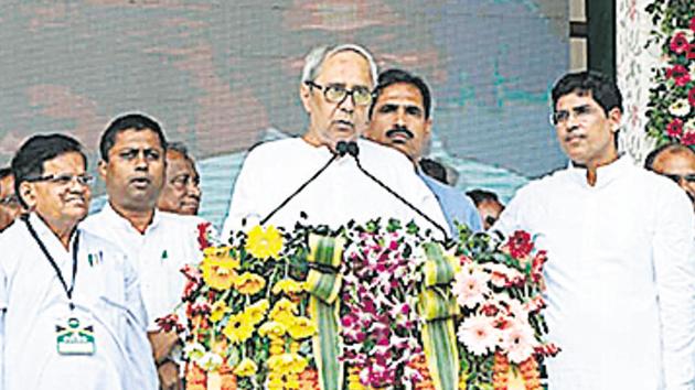 Chief Minister Naveen Patnaik went around several villages in the constituency in a specially-designed campaign bus invoking Odia self respect and recounting how the place was the karmabhoomi of his late father Biju Patnaik. (Arabinda Mahapatra/ HT PHOTO) Chief Minister Naveen Patnaik went around several villages in the constituency in a specially-designed campaign bus invoking Odia self respect and recounting how the place was the karmabhoomi of his late father Biju Patnaik. (Arabinda Mahapatra/ HT PHOTO)