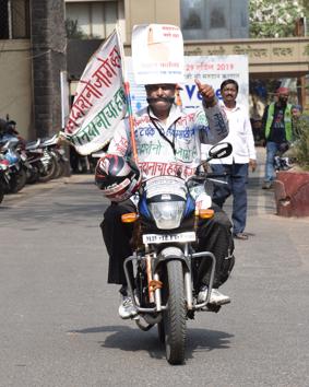 Bapurao Gund in Thane on Saturday. (Praful Gangurde/ HT) Bapurao Gund in Thane on Saturday. (Praful Gangurde/ HT)