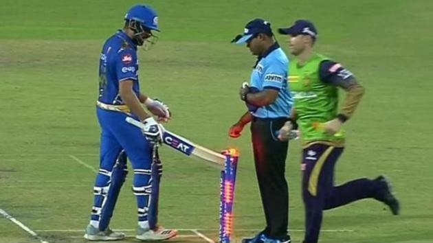 Rohit Sharma was not quite happy with his dismissal during their match against Kolkata Knight Riders.(Twitter)