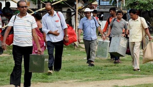 The polling station, comprising five booths, is in the Krishnagar Lok Sabha constituency that goes to the polls on Monday along with Berhampore, Ranaghat, Asansol, Burdwan East, Burdwan-Durgapur, Bolpur and Birbhum.(PTI PHOTO) The polling station, comprising five booths, is in the Krishnagar Lok Sabha constituency that goes to the polls on Monday along with Berhampore, Ranaghat, Asansol, Burdwan East, Burdwan-Durgapur, Bolpur and Birbhum.(PTI PHOTO)