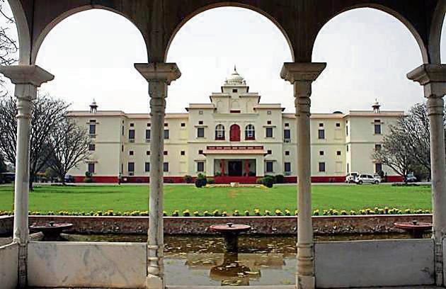 Punjab CM Capt Amarinder Singhn inherited the New Moti Bagh palace in Patiala as scion of the Patiala royalty.(Bharat Bhushan / HT File)
