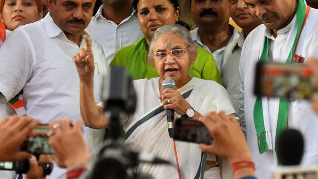 Delhi Congress chief and the party's Lok Sabha candidate for North East Delhi, Sheila Dikshit addresses during a public meeting, at Gokalpuri, in New Delhi, India, on Sunday, April 28, 2019. (Amal KS / HT Photo) Delhi Congress chief and the party's Lok Sabha candidate for North East Delhi, Sheila Dikshit addresses during a public meeting, at Gokalpuri, in New Delhi, India, on Sunday, April 28, 2019. (Amal KS / HT Photo)