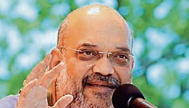 In his public meetings in Chitrakoot, Pratapgarh, Prayagraj and Jaunpur, Shah spoke of the National Register for Citizens (NRC) that the BJP government had introduced in Assam to identify outsiders.(HT Photo)