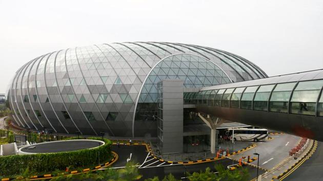 A 37-year-old Indian national has been jailed for eight weeks and fined 800 Singapore dollars for accepting bribes to under-report the weight of passenger bags on a flight at country’s Changi Airport. (REUTERS)