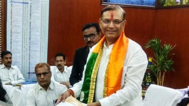 Bharatiya Janata Party candidate from Hazaribagh constituency Union minister for State Jayant Sinha filing his nomination papers at Hazaribagh .(ANI)