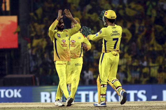 Ravindra Jadeja and Mahendra Singh Dhoni of Chennai Super Kings celebrates after taking the wicket of Colin Ingram during the match at Chepauk. (AP)