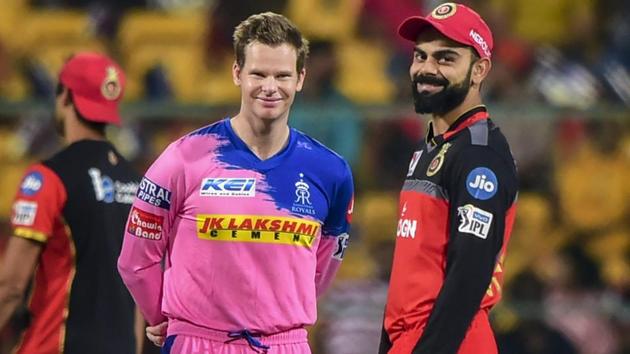 Royal Challengers Bangalore skipper Virat Kohli and his Rajasthan Royals counterpart Steve Smith. (PTI)