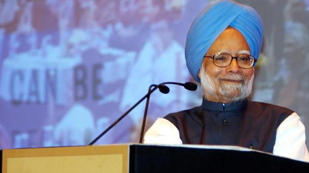 Former Prime Minister Manmohan Singh has criticised the Narendra Modi-led government for its “unpardonable failures on the economic front”(HT File Photo)