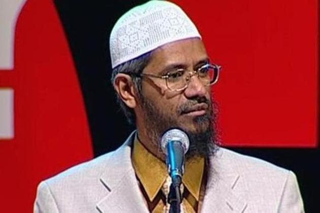 Naik claimed that despite failing twice to get a RCN issued against him, the agencies were “trying their luck” with money laundering allegations against him. (HT Photo)
