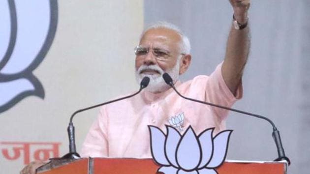 Prime Minister Modi, who was addressing an election rally in Rajasthan, said the Centre is in touch with government in Odisha, West Bengal, Andhra Pradesh, Tamil Nadu and Puducherry.(Himanshu Vyas / HT Photo) Prime Minister Modi, who was addressing an election rally in Rajasthan, said the Centre is in touch with government in Odisha, West Bengal, Andhra Pradesh, Tamil Nadu and Puducherry.(Himanshu Vyas / HT Photo)