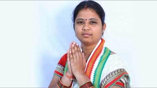 Congress supporters who were angry at Banothu Haripriya Naik for defecting to the TRS attacked her with stones and slippers on Saturday when she entered a village in her constituency to campaign for a TRS candidate in the local body elections.(HT PHOTO)