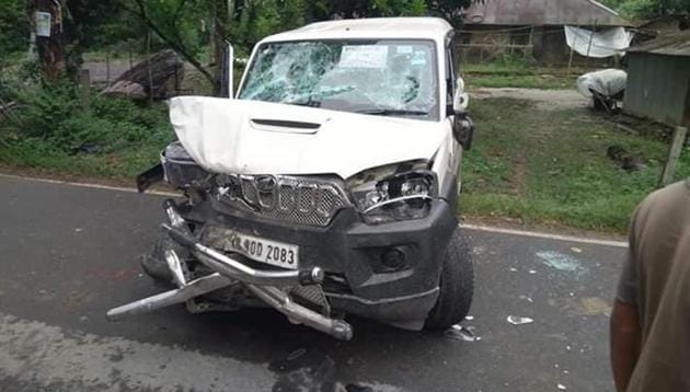 The accident took place at Hanspur under Gaighata police station around 60 km from Kolkata.(Photo: Twitter/ ANI)