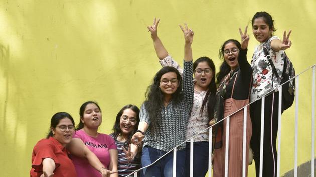 Students celebrate after the announcement of class 12th Central Board for Secondary Education (CBSE) results, at St. Thomas’ School, in New Delhi. (Sanchit Khanna / HT Photo) Students celebrate after the announcement of class 12th Central Board for Secondary Education (CBSE) results, at St. Thomas’ School, in New Delhi. (Sanchit Khanna / HT Photo)