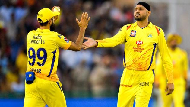 Chennai Super Kings bowler Harbhajan Singh (R) celebrates with his teammate Imran Tahir (L). (AFP) Chennai Super Kings bowler Harbhajan Singh (R) celebrates with his teammate Imran Tahir (L). (AFP)