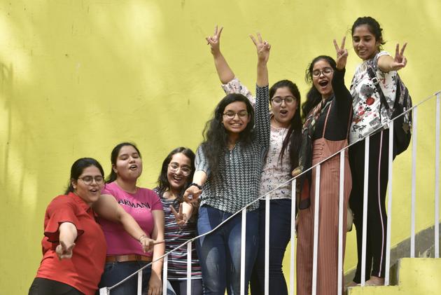 Kerala SSLC Result 2019 Live Updates(Sanchit Khanna/HT file) Kerala SSLC Result 2019 Live Updates(Sanchit Khanna/HT file)