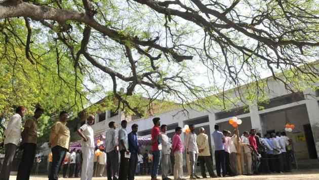 Voters queue to cast their votes during the 5th phase of Lok Sabha election in Mohanlalganj, Lucknow. At 3 pm, the voter turnout in the fifth phase of Lok Sabha elections 2019 stood at 50.62%. 344.08% polling was recorded in Bihar, 15.34% in Jammu and Kashmir, 53.77% in Madhya Pradesh, 50.40% in Rajasthan, 44.79% in Uttar Pradesh, 62.84% in West Bengal and 58.63% in Jharkhand, as per data on Election Commission’s Voter Turnout app. (Deepak Gupta / HT Photo) Voters queue to cast their votes during the 5th phase of Lok Sabha election in Mohanlalganj, Lucknow. At 3 pm, the voter turnout in the fifth phase of Lok Sabha elections 2019 stood at 50.62%. 344.08% polling was recorded in Bihar, 15.34% in Jammu and Kashmir, 53.77% in Madhya Pradesh, 50.40% in Rajasthan, 44.79% in Uttar Pradesh, 62.84% in West Bengal and 58.63% in Jharkhand, as per data on Election Commission’s Voter Turnout app. (Deepak Gupta / HT Photo)