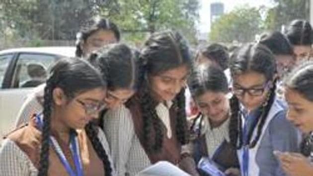 The Council for Indian School Certificate Examinations (CISCE) declared the results of ISC (Class 12) examinations 2019 on Tuesday.(HT file)
