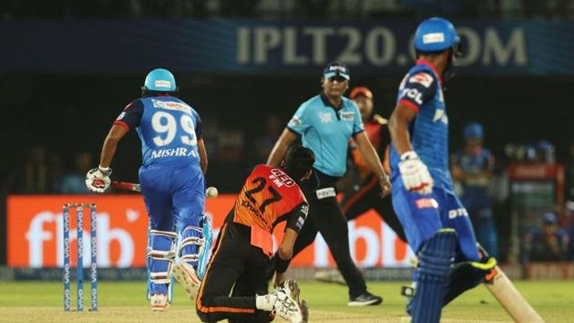 Amit Mishra became the second batsman in the history of the Indian Premier League (IPL) to be given out obstructing the field.(IPL) Amit Mishra became the second batsman in the history of the Indian Premier League (IPL) to be given out obstructing the field.(IPL)