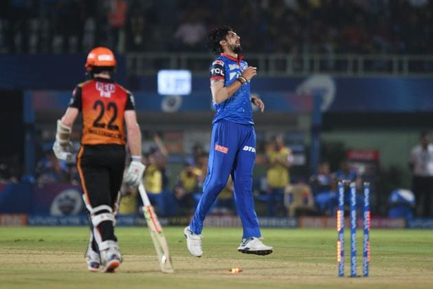 Sunrisers Hyderabad cricket captain Kane Williamson (L) is bowled out by Delhi Capitals bowler Ishant Sharma (R) during the 2019 Indian Premier League (IPL) eliminator Twenty20 cricket match between Sunrisers Hyderabad and Delhi Capitals at the Dr. Y.S. Rajasekhara Reddy ACA-VDCA Cricket Stadium in Visakhapatnam. (AFP)