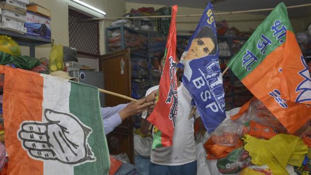 The East Delhi Municipal Corporation said they had taken down the maximum number of such “poll-publicity material” at 3.4 lakh. (Sakib Ali / HT Photo used for representational purpose) The East Delhi Municipal Corporation said they had taken down the maximum number of such “poll-publicity material” at 3.4 lakh. (Sakib Ali / HT Photo used for representational purpose)