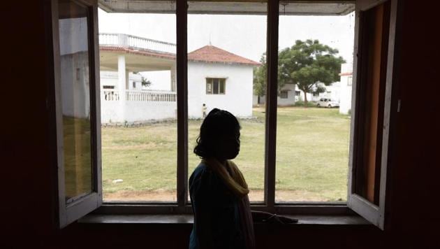 Eleven Chinese were among 13 suspects remanded in custody by a Lahore court on Thursday for a probe into a transnational gang allegedly involved in forced prostitution of Pakistani girls and running an organ trade racket. (Representative Image)(Hindustan Times) Eleven Chinese were among 13 suspects remanded in custody by a Lahore court on Thursday for a probe into a transnational gang allegedly involved in forced prostitution of Pakistani girls and running an organ trade racket. (Representative Image)(Hindustan Times)