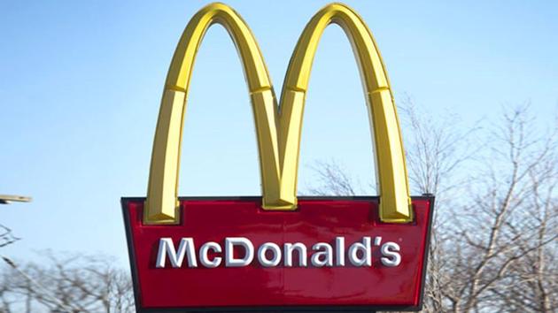 McDonald’s Corp’s Indian arm has reached a settlement with former partner Vikram Bakshi, acquiring full ownership in their joint venture Connaught Plaza Restaurants Ltd, the company said in a statement.