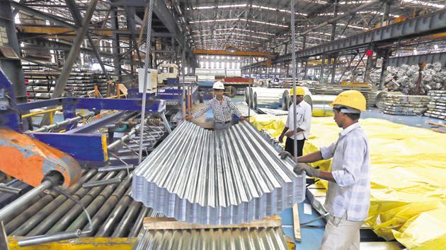 Industrial output contracted 0.1 per cent in March due to slowdown in the manufacturing sector, official data showed Friday.(Bloomberg) Industrial output contracted 0.1 per cent in March due to slowdown in the manufacturing sector, official data showed Friday.(Bloomberg)