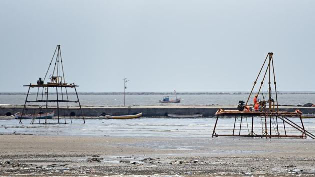 The Supreme Court (SC) on Thursday dismissed the Maharashtra State Road Development Corporation’s (MSRDC) special leave petition (SLP) seeking permission to set up a casting yard for the Versova-Bandra sea link project at Juhu beach, on the grounds that it would have a negative impact on the beach. (Satyabrata Tripathy/HT Photo) The Supreme Court (SC) on Thursday dismissed the Maharashtra State Road Development Corporation’s (MSRDC) special leave petition (SLP) seeking permission to set up a casting yard for the Versova-Bandra sea link project at Juhu beach, on the grounds that it would have a negative impact on the beach. (Satyabrata Tripathy/HT Photo)