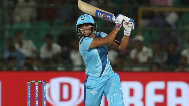 Harmanpreet Kaur scored 51 runs off 37 balls in the Women’s T20 Challenge final.(Twitter)