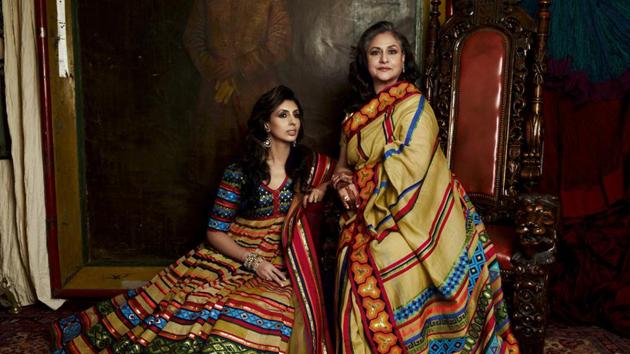 Shweta Nanda and Jaya Bachchan complement each other in Abu Jani Sandeep Khosla’s creations.(Indiafantastiquebyabujanisandeepkhosla, Photo: Ram Shergill)
