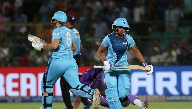 After the Supernovas lost their fifth wicket for 64 runs, Harmanpreet Kaur single-handedly took her team close to victory. (Twitter) 