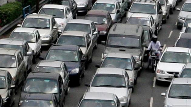Sales of cars and SUVs in India slumped the most since October 2011, adding to a slew of bad news that points to a slowdown in the world’s fastest-growing major economy. (Hindustan Times) Sales of cars and SUVs in India slumped the most since October 2011, adding to a slew of bad news that points to a slowdown in the world’s fastest-growing major economy. (Hindustan Times)