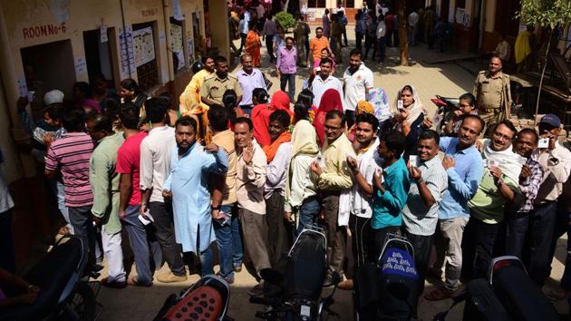According to the Election Commission of India. In Uttar Pradesh, where 14 Lok Sabha seats were at stake, recorded just 54.12% polling on Sunday — the lowest among the seven states and union territories that went to polls in the penultimate sixth round of the seven phase national election. (Sheeraz Rizvi / HT Photo) According to the Election Commission of India. In Uttar Pradesh, where 14 Lok Sabha seats were at stake, recorded just 54.12% polling on Sunday — the lowest among the seven states and union territories that went to polls in the penultimate sixth round of the seven phase national election. (Sheeraz Rizvi / HT Photo)