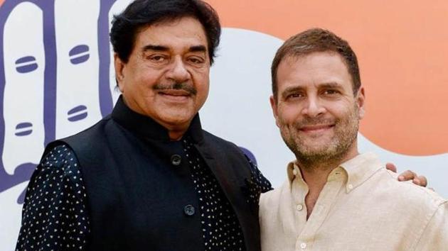 File photo of Shatrughan Sinha with Congress President Rahul Gandhi. Sinha is Congress candidate from Patna Sahib Lok Sabha constituency which votes in the final phase of general elections on May 19.(ANI)