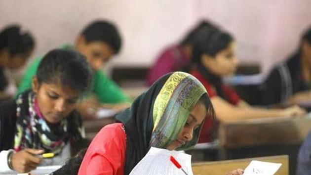 TSBSE 10th result 2019: The Telangana board Secondary School Certificate (SSC) or Class 10 exam result was declared on Monday.(HT File)