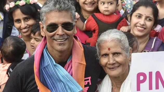 Milind Soman with his mother Usha Soman (Aalok Soni/HT File) Milind Soman with his mother Usha Soman (Aalok Soni/HT File)