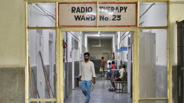 Regional Cancer Centre of Pandit Bhagwat Dayal Sharma Post Graduate Institute of Medical Sciences (PGIMS) at Rohtak, in Haryana.(Burhaan Kinu/HT photo)